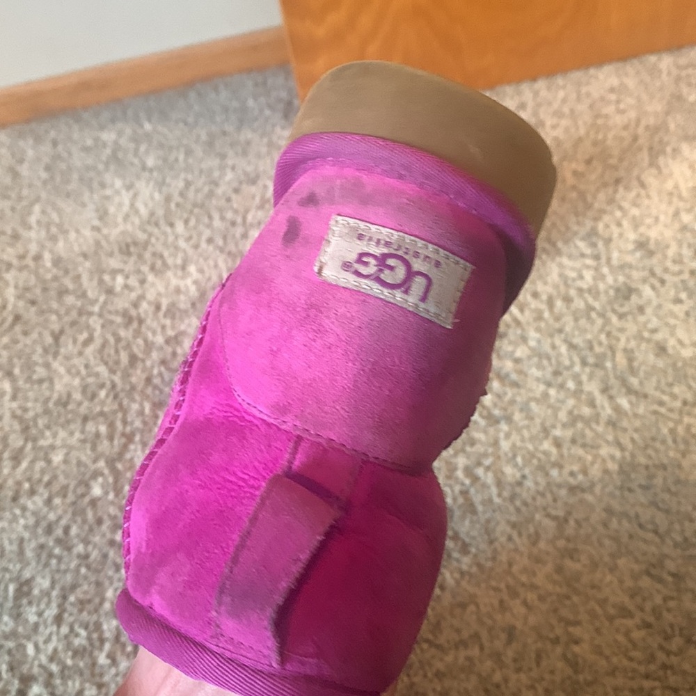Uggs - Picture 11 of 14
